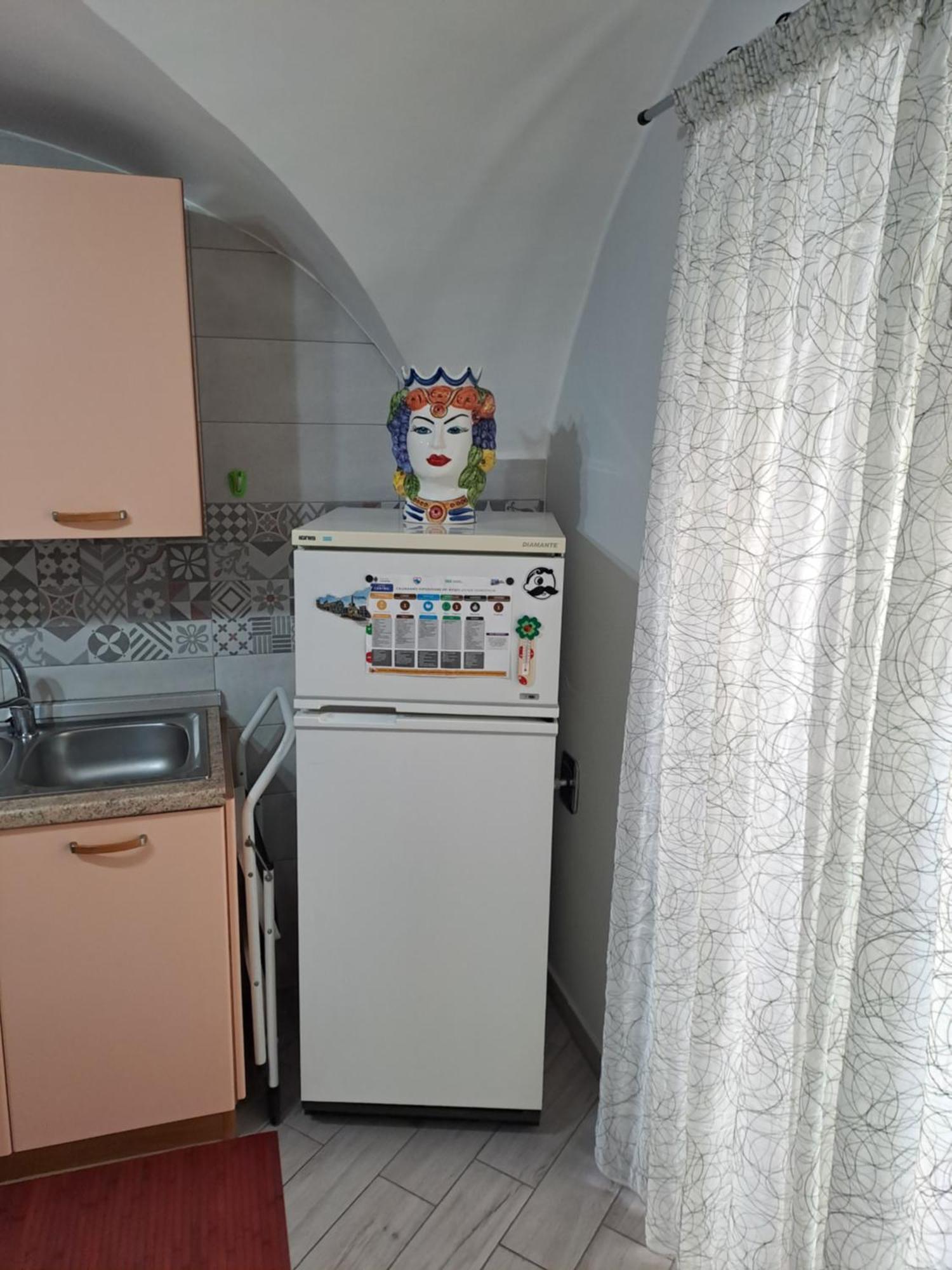 卡塔尼亚Tourist House La Castellana公寓 外观 照片